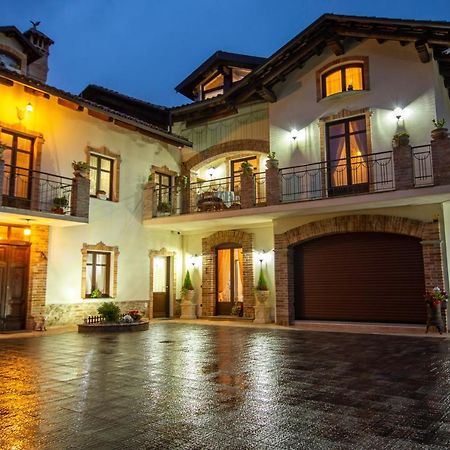 Ca Reginella B&B Diano dʼAlba Εξωτερικό φωτογραφία