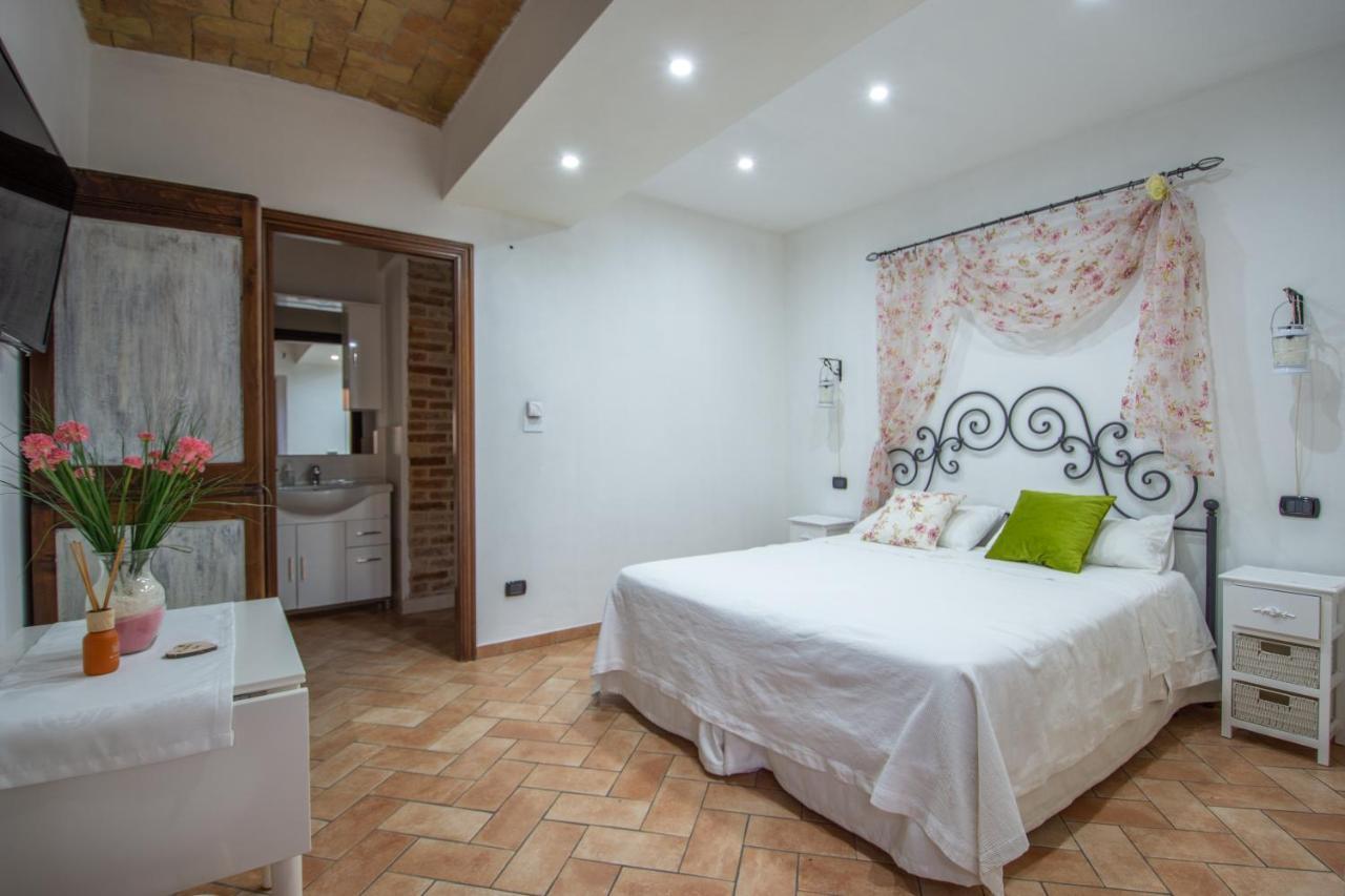 Ca Reginella B&B Diano dʼAlba Εξωτερικό φωτογραφία